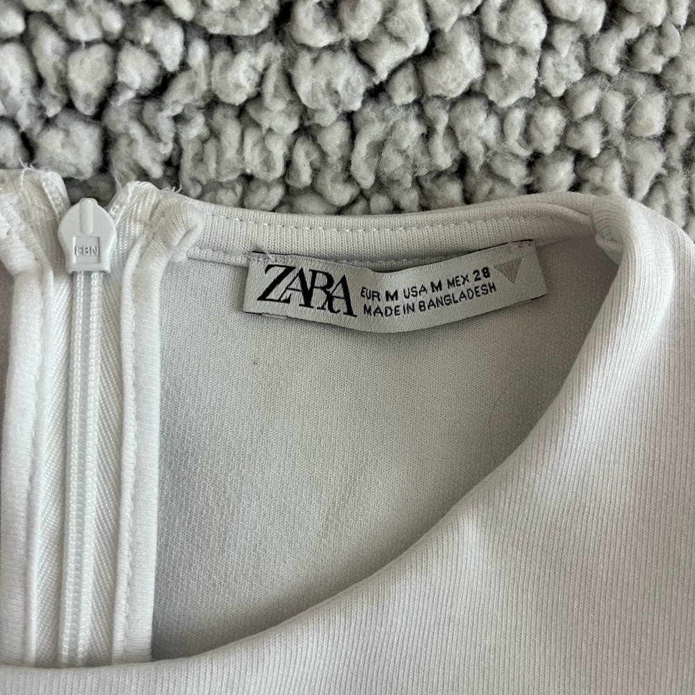 Zara White Top Size Medium - Picture 3 of 4